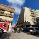 Lastra di vetro si stacca da un balcone al quinto piano, tragedia sfiorata nel centro di Lecce - Corriere Salentino