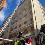 Lastra di vetro si stacca da un balcone al quinto piano, tragedia sfiorata nel centro di Lecce - Corriere Salentino