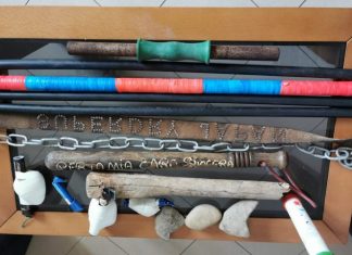 In trasferta allo stadio con mazze, petardi, catene e tirapugni: denunciati 7 tifosi del Casarano