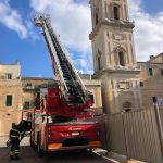 Vigili del fuoco in festa per Santa Barbara, la madre di un bimbo salvato: "Grandi uomini che cambiano la vita di tutti" - Corriere Salentino