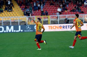 Il Lecce risorge nel secondo tempo. Falco show: finisce 2-2 - Corriere Salentino