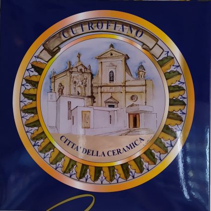 “PanTalento d’Oro”: il panettone diventa un premio per chi ha saputo rappresentare il Salento in tutto il suo splendore - Corriere Salentino