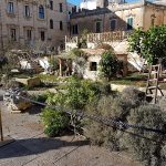 Ecco il presepe in Piazza Duomo, con l’ “Arcu de Pratu” come grotta - Corriere Salentino