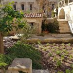 Ecco il presepe in Piazza Duomo, con l’ “Arcu de Pratu” come grotta - Corriere Salentino