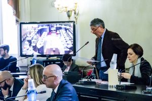 Consiglio comunale: Darsena, passa il sostegno ai pescatori di San Cataldo penalizzati dai ritardi - Corriere Salentino