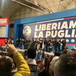 La prova di forza di Matteo Salvini a Bari, sfida interna a FdI e a Emiliano: qualcuno urla “No a Fitto” - Corriere Salentino
