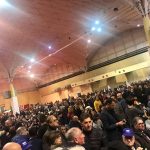 La prova di forza di Matteo Salvini a Bari, sfida interna a FdI e a Emiliano: qualcuno urla “No a Fitto” - Corriere Salentino