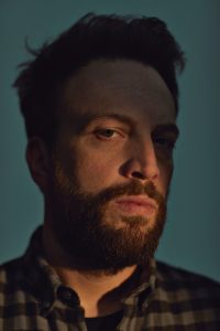 Scuro torna sulle scene “da solo” con un EP omonimo e grinta da vendere - Corriere Salentino