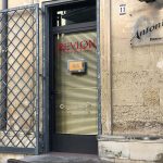 Colpi d'arma da fuoco contro salone di un parrucchiere: mistero nella notte - Corriere Salentino