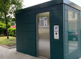 Bagni pubblici autopulenti, la mozione del centrosinistra