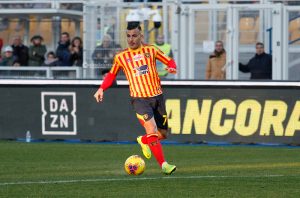 Le pagelle dei giallorossi: Mancosu da impazzire, Falco scheggia il sogno - Corriere Salentino