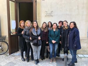 Sono 239 le donne che hanno chiesto aiuto al Centro Antiviolenza “Renata Fonte” nel 2019: la battaglia continua - Corriere Salentino