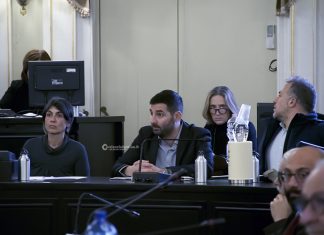 Le rassicurazioni dell’assessore De Matteis, dopo l’allarme dei commercianti:”In piazzetta Ariosto, non si perderà nessun parcheggio per la pista ciclabile”