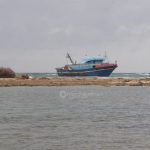 Peschereccio si incaglia a Torre Pali, rintracciati a terra 8 cittadini egiziani - Corriere Salentino