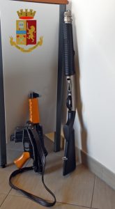 Armi al servizio della mala e tentativo di imporre il monopolio sui bus navetta: 6 arresti - Corriere Salentino