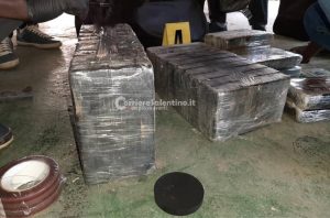 Salentino bloccato sul cargo della coca a Dakar, la Farnesina: "Seguiamo il caso". E intanto si muove la Regione - Corriere Salentino