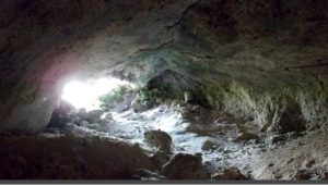 De Lorenzis: “L’ingresso della Grotta delle Ninfe e del Dio Pan è crollato chiediamo l’intervento dell’amministrazione comunale di Alliste Felline” - Corriere Salentino