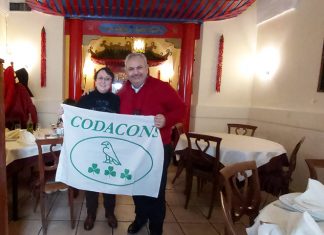 Coronavirus, pranzo al ristorante cinese contro la psicosi