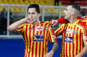 Figc, stagione prorogata sino a 2 agosto. Lapadula: “Amo Lecce, qui mi sento a casa” - Corriere Salentino