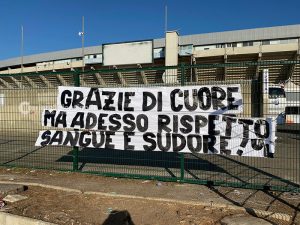 Liverani “I nuovi non risolvono, aiutano. Ai tifosi “Dobbiamo restare uniti” - Corriere Salentino