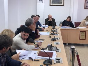 Urla e proteste dell’opposizione: arriva il no a MetApulia per il sì a un impianto pubblico “più impattante“ - Corriere Salentino