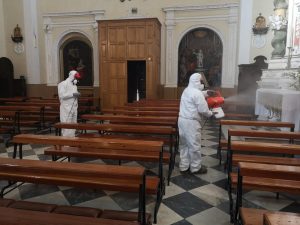 Mons Seccia “Giovedì pregate con me” La Curia di Ugento sanifica le chiese “Ci torneremo insieme” - Corriere Salentino