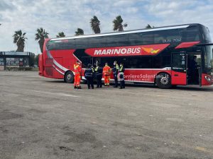 Ancora autobus dal nord fino a domani: arrivano da Bolzano, Trento e Milano. Alcuni sono stati cacciati - Corriere Salentino