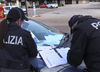 Decreto anti-coronavirus chiude le attività, ma centro scommesse resta aperto: nei guai titolare