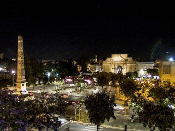 Alla scoperta del Salento: l’obelisco di Lecce, che dal 1822 accoglie chi arriva e chi torna - Corriere Salentino