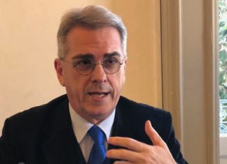 “Io testo a casa”, il professor Minelli lancia l’associazione per reperire i test per tutti