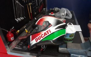 A folle velocità in moto, sfugge alla polizia: "A Otranto per un caffè, ma era tutto chiuso" - Corriere Salentino