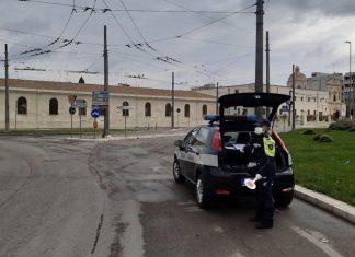 Vanno a fare la spesa, ma fuori città: due denunce. Intensificati i controlli