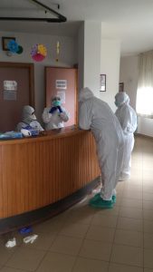 Il dramma della RSA di Soleto: il sindaco dentro la struttura con l’Asl per non abbandonare gli 83 ospiti - Corriere Salentino