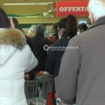 Assalto ai supermercati, si creano assembramenti pericolosi - Corriere Salentino