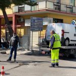 Paura all'incrocio: scontro tra due mezzi, furgone si ribalta. Fuori pericolo conducente - Corriere Salentino