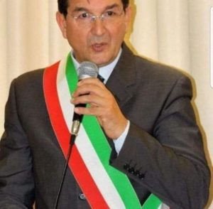 Niente esecuzione di “Bella ciao” per le vie di Tuglie: il sindaco lo vieta e scoppia la bufera. “Atto anomalo” - Corriere Salentino