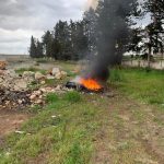 Le colonne di fumo attirano i carabinieri, in due nei guai per combustione di rifiuti - Corriere Salentino