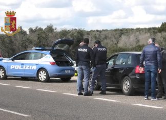 Al mare per prendere il sole o a spasso per “comprare le sigarette”: sfilza di denunce