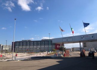 Vicenda aggressione in corsia, infermiere denuncia: “Avvicinato da un soggetto per ritirare querela contro avvocato”