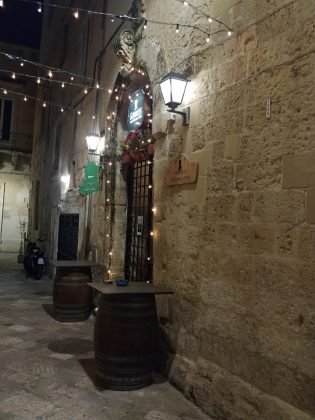 Lecce, luci accese nella notte: ristorazione, ospitalità e movida chiedono di sopravvivere - Corriere Salentino