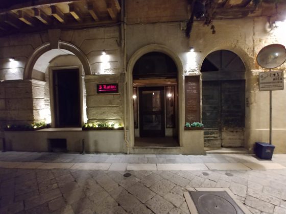 Lecce, luci accese nella notte: ristorazione, ospitalità e movida chiedono di sopravvivere - Corriere Salentino