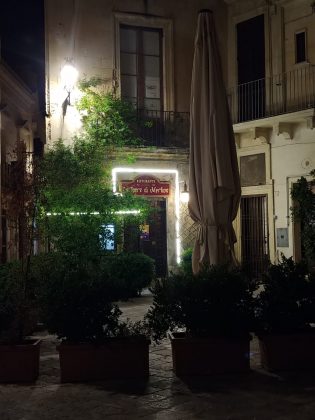 Lecce, luci accese nella notte: ristorazione, ospitalità e movida chiedono di sopravvivere - Corriere Salentino
