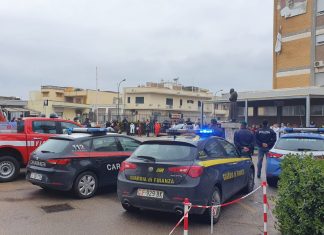 Anche a Scorrano il tributo ai medici e operatori sanitari impegnati nella guerra contro il Covid-19