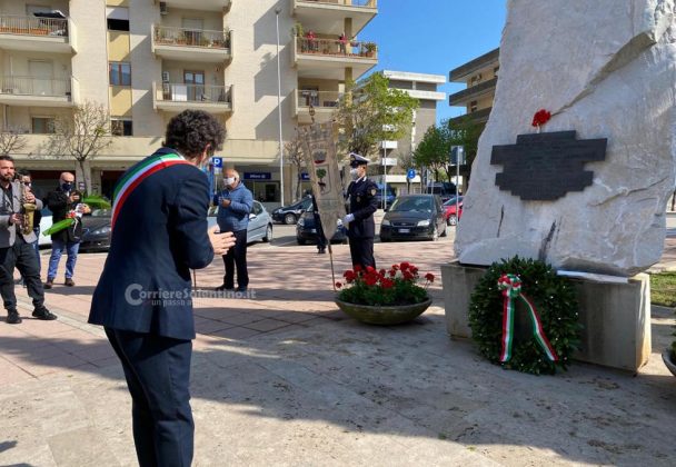 Il giorno della Liberazione con una cerimonia diversa e “Bella ciao” suonata da Casarano - Corriere Salentino
