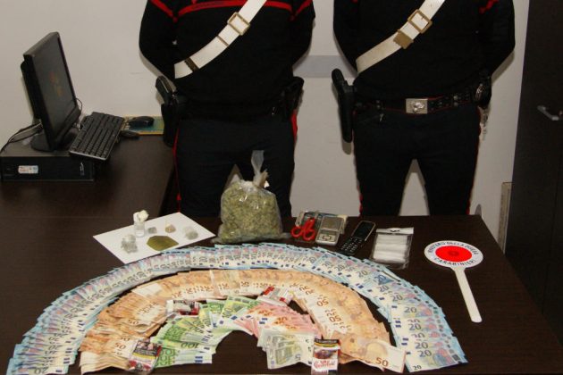 Lotta allo spaccio, altri tre arresti nel Salento: sequestrati 4 etti di droga e quasi 15mila euro in contanti - Corriere Salentino