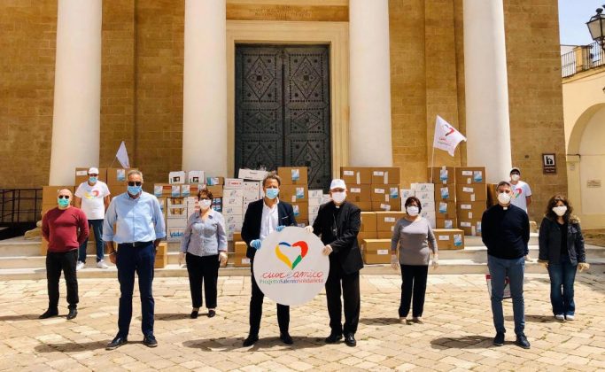 Cuore amico: distribuiti oltre 10mila pacchi alimentari, partono le donazioni ai Vescovi - Corriere Salentino