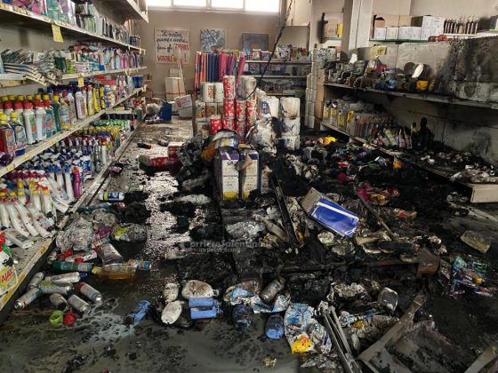 Raid incendiario all'interno del supermercato: in tre scatenano le fiamme nel negozio, danni ingenti - Corriere Salentino