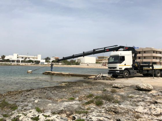 Operazione “Saponara”, blitz congiunto per liberare la spiaggetta - Corriere Salentino