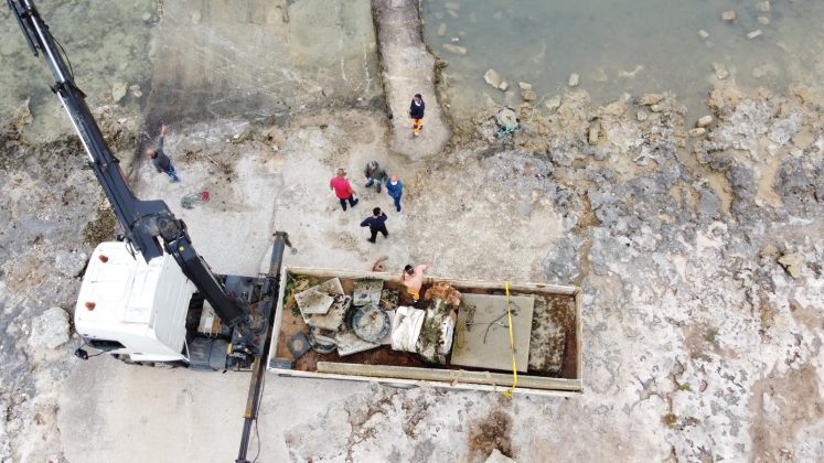 Operazione “Saponara”, blitz congiunto per liberare la spiaggetta - Corriere Salentino