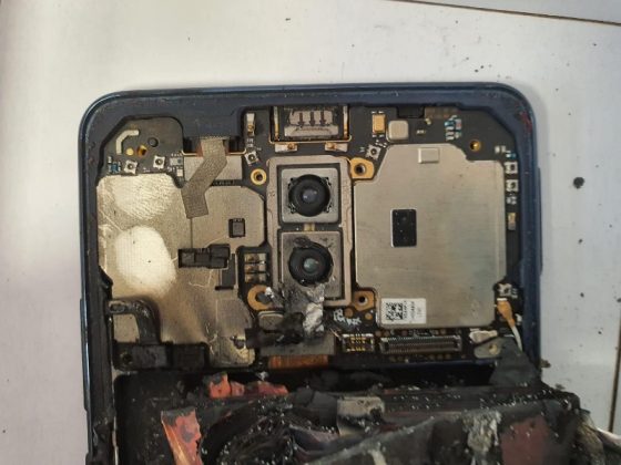 Il telefonino prende improvvisamente fuoco e divampa l'incendio in camera da letto: paura in città - Corriere Salentino